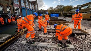 Study Rail Engineering at Newham College [upl. by Leiser]