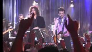 Jaime Urrutia y Bunbury  El Calor del amor en un bar [upl. by Airenahs]