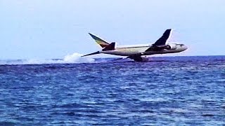 Hijacked Plane Disaster  Water Crash Landing [upl. by Rutherfurd]