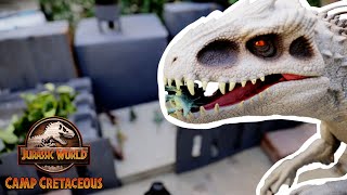 Jurassic World  Indominus ATTACK  Backyard Battles  MattelAction [upl. by Gennie]