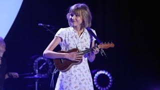 Grace VanderWaal Takes the Stage with ‘Moonlight’ [upl. by Macmahon941]