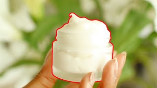 DIY BEGINNER FACE MOISTURISER Tutorial  Start Making Your Own Face Cream Today [upl. by Eskil]