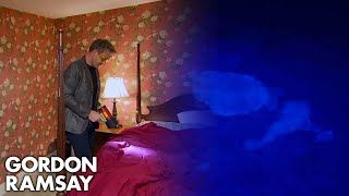 Gordon Ramsay Uses A Black Light In His Hotel Room  Hotel Hell [upl. by Lottie]