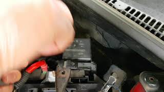 Ford Fiesta fan problemfaulty relay [upl. by Mickey]