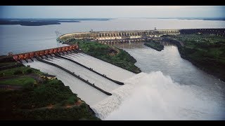 Cena rara veja a abertura das 14 comportas da Usina de Itaipu [upl. by Marcin]