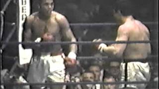 Muhammad Ali vs Karl Mildenberger 19660910 [upl. by Eedak]